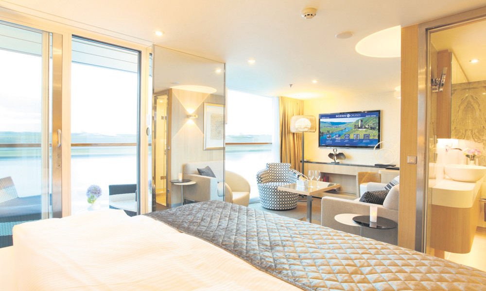 Scenic Sapphire Scenic Emerald Scenic Diamond Scenic Ruby Scenic Pearl Accommodation Royal Suite.jpg